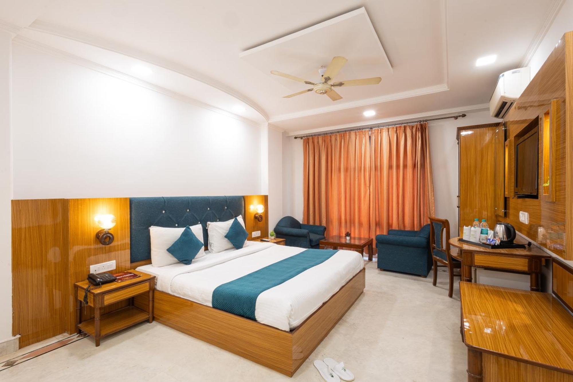 Hotel Panickers Residency - Ajmal Khan Market Near Karol Bagh Metro Delhi  Extérieur photo