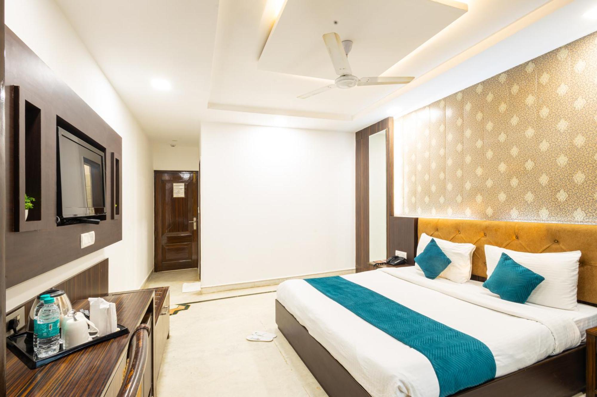 Hotel Panickers Residency - Ajmal Khan Market Near Karol Bagh Metro Delhi  Extérieur photo