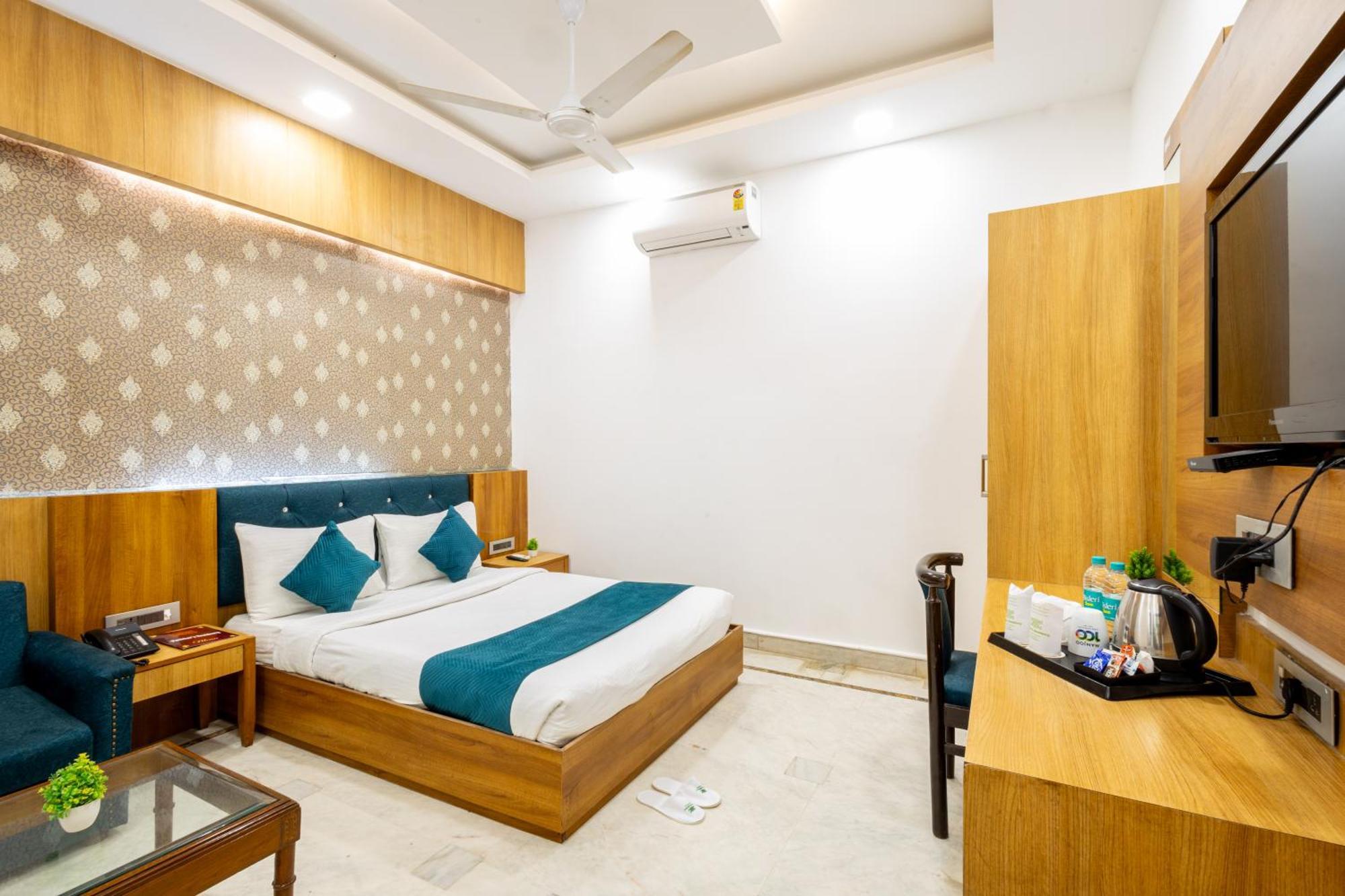 Hotel Panickers Residency - Ajmal Khan Market Near Karol Bagh Metro Delhi  Extérieur photo